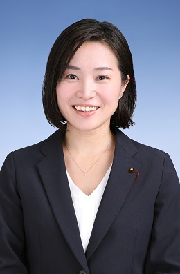 大草 よしえ議員の写真