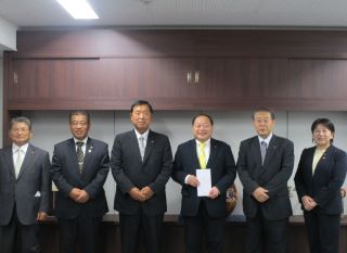 竹田市議会との交流の様子
