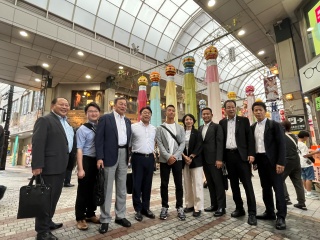 宇和島市議会、徳島市議会との交流の様子