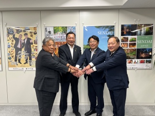 宇和島市議会との交流の様子